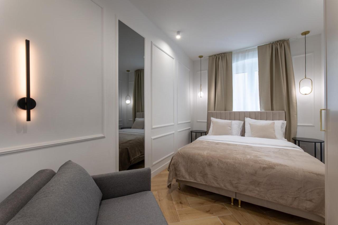 Palace Luxury Rooms Split Exterior photo